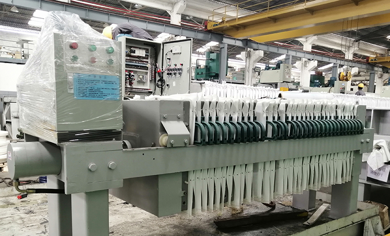 板框青青草免费观看视频